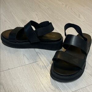 Women's Black Platform Sandals American Eagle Size 7